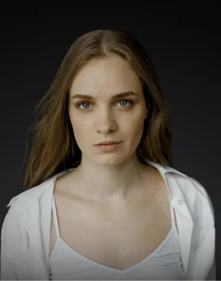 Анна Завтур